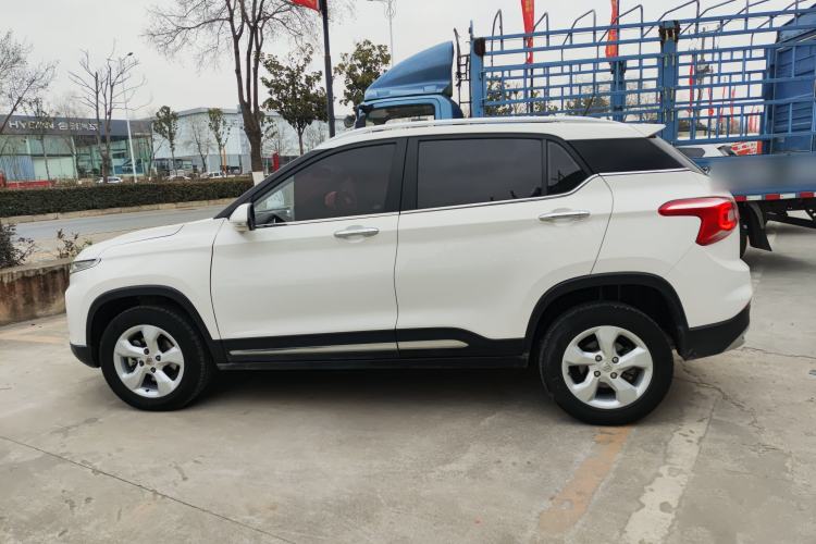 Used Baojun 510 2017 1.5L Automatic Fashion Model
