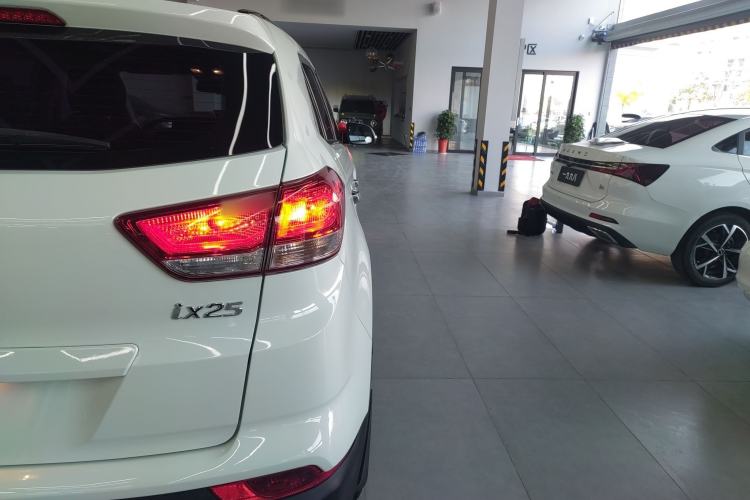 Used Hyundai ix25 2017 1.6L Automatic Smart Version