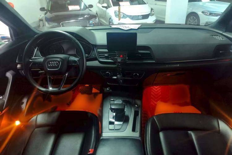 Used Audi Q5L 2018 40 TFSI Prestige Edition China VI Emission Standard
