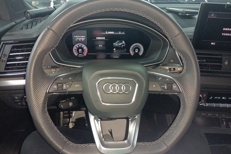 Used Audi Q5L 2024 45 TFSI Luxury Dynamic Model

