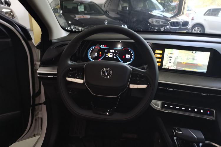 Used Changan Eado 2024 PLUS Blue Whale NE 1.4T GDI DCT High-Energy Edition
