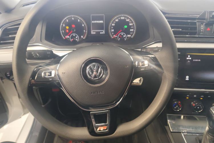 Used Volkswagen Lamando 2021 230TSI DSG Fashion Edition
