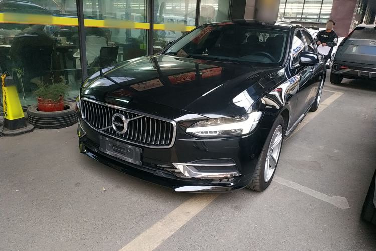 Used Volvo S90 2020 T5 Zhiyi Luxury Edition
