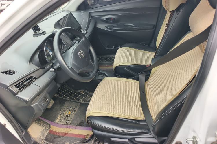 Used Toyota YARiS L 2019 1.5E CVT Dynamic Edition China VI compliant
