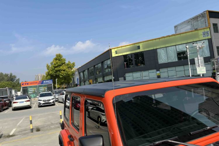 Used  Wrangler 2018 2.0T Sahara Four-Door Edition
