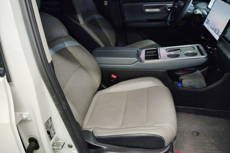 Used AION Y 2023 Plus 510 Enjoy Edition
