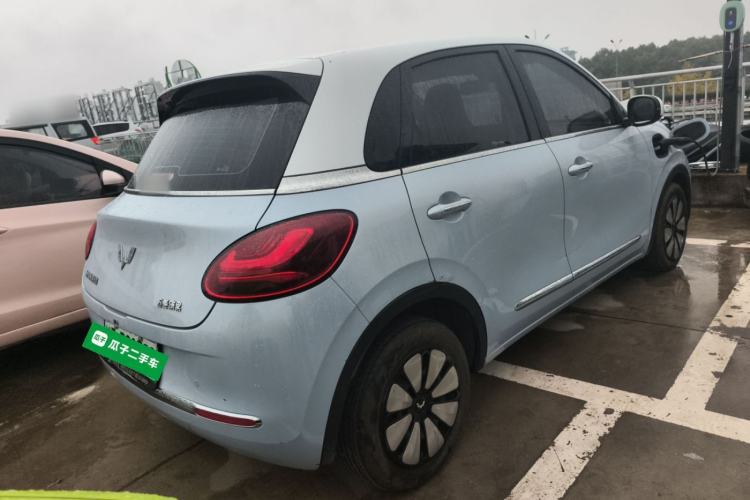 Used Wuling Bingo 2023 410 km Lingxi Deluxe Edition
