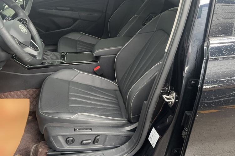 Used Volkswagen Passat 2024 330TSI Starry Elite Edition
