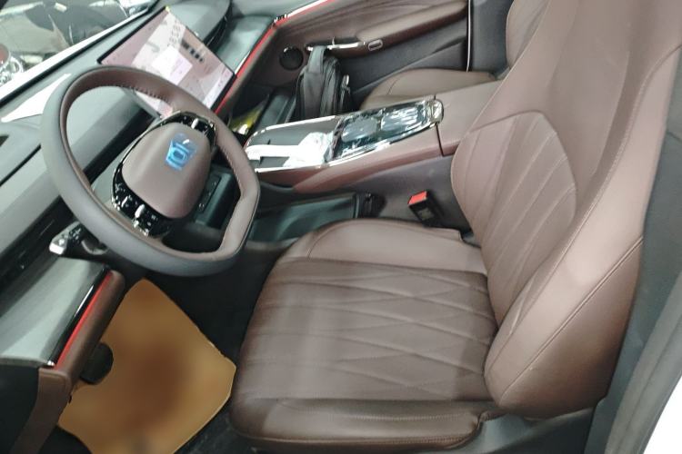 Used  A07 2025 Range-Extended "True Fragrant" Edition 230 Flagship Model