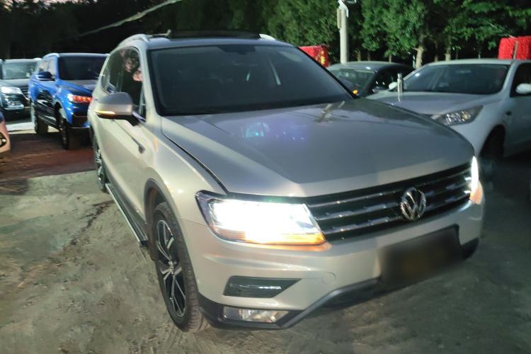 Used Volkswagen Tiguan L 2019 330TSI Automatic Two-Wheel Drive Smart Luxury Version China V Emission Standard