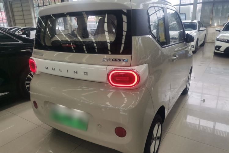 Used Wuling Hongguang MINIEV 2024 3rd Generation 215km Advanced Version
