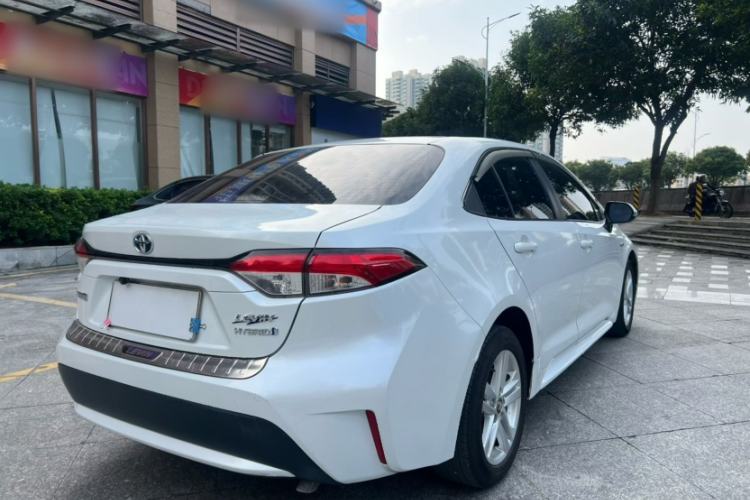 Used Toyota Levin 2021 Dual-Motor 1.8H E-CVT Leading Edition
