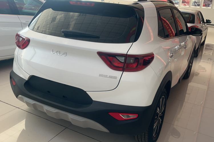 Used Kia kx1 Stonic 2021 1.4L CVT Sunroof Model