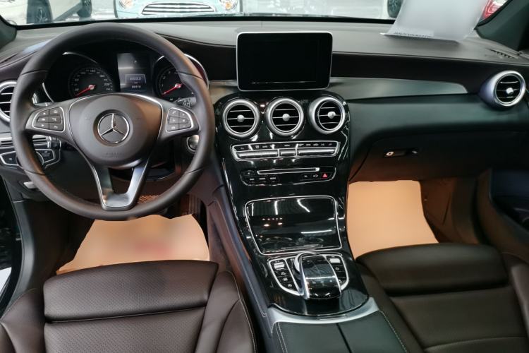 Used Mercedes-Benz GLC 2018 GLC 200 4MATIC
