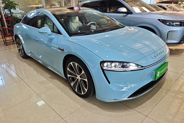 Used Hima Luxeed S7 2025 785 km Ultra
