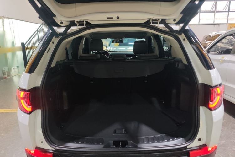 Used Land Rover Discovery Sport 2018 240 PS SE Version
