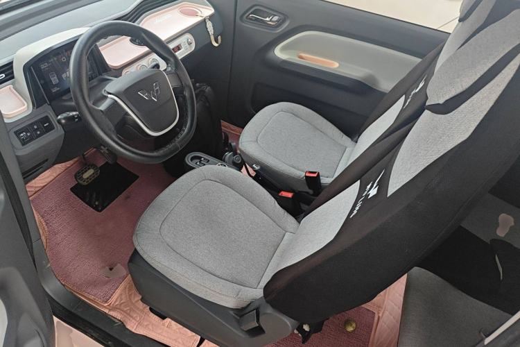 Used Wuling Hongguang MINIEV 2022 Macaron Premium Model – Lithium Iron Phosphate
