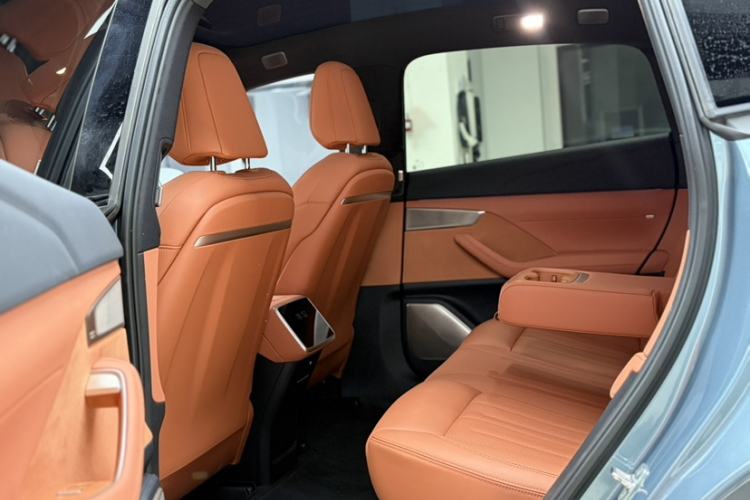 Used ONVO L60 2024 60 kWh Rear-Drive Version
