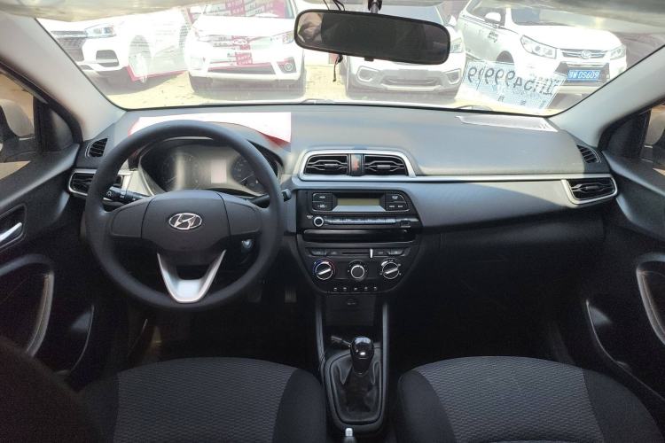 Used Hyundai Verna 2017 1.4L Manual Refreshed Version China V Standard
