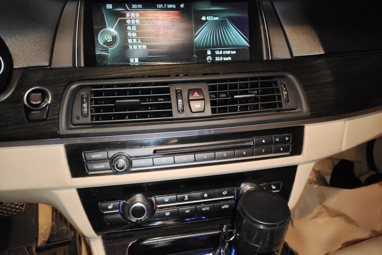 Used BMW 5 Series 2014 525Li Luxury Design Package
