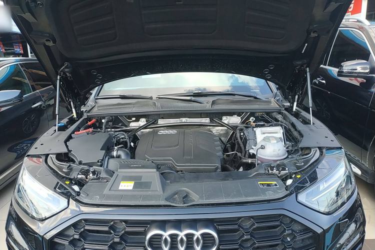 Used Audi Q5L 2023 40T Luxury Dynamic Model
