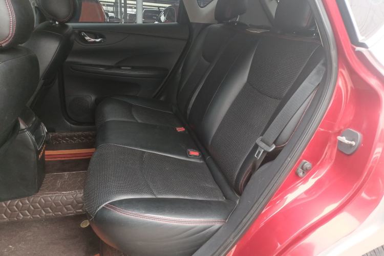 Used Nissan Tiida 2021 1.6L CVT Cool Edition
