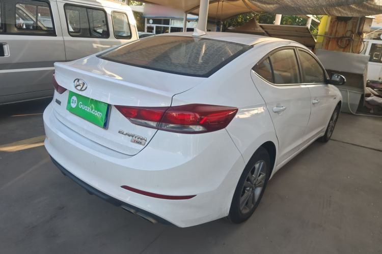 Used Hyundai Elantra 2016 1.4T Dual-Clutch Xuan Dong · Dynamic Version
