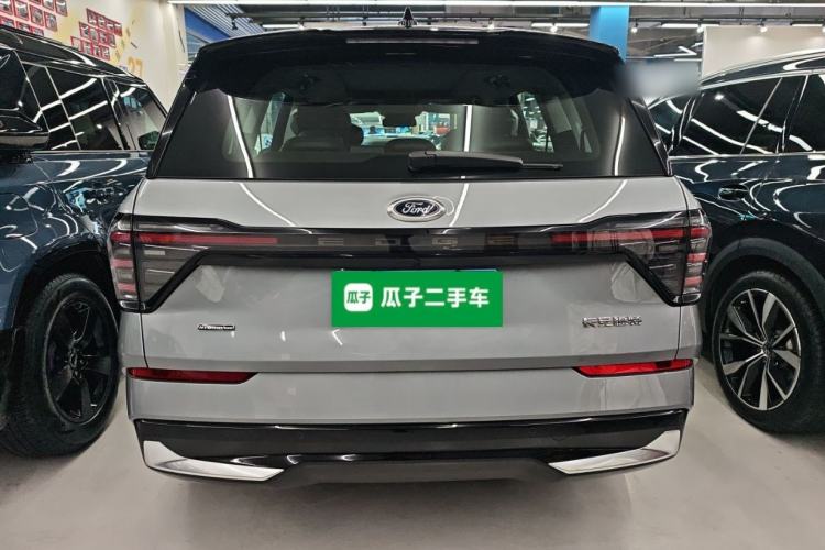 Used Ford Edge 2025 Ford Explorer L 2.0T EcoBoost E-Hybrid Four-Wheel-Drive 7-Seater Supreme Model
