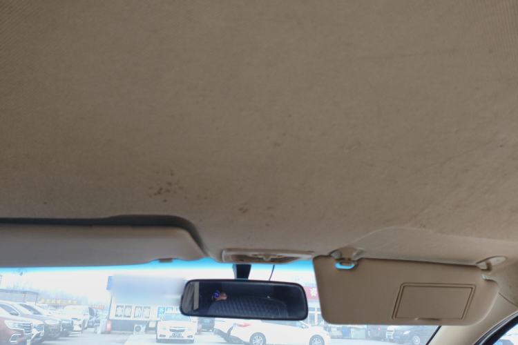 Used Baojun 310W 2017 1.5L Manual Fashion Model China V
