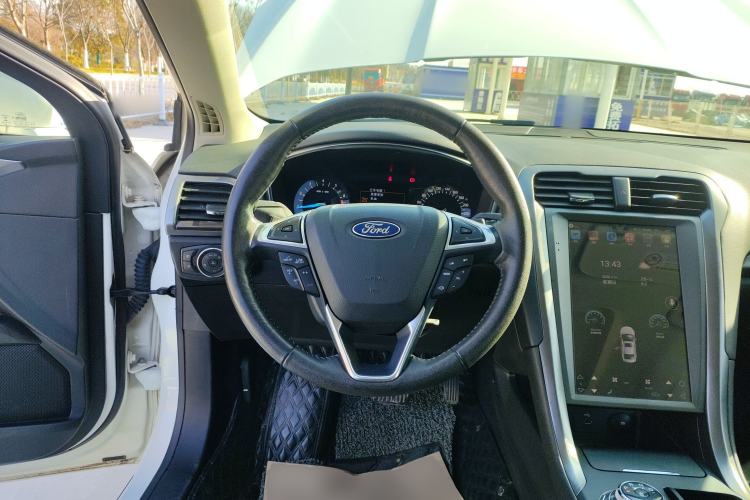 Used Ford Mondeo 2018 EcoBoost 200 Smart Control Fashion Model China VI Standard
