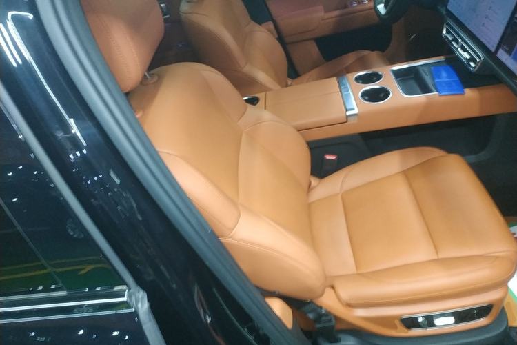 Used Li Auto L8 2023 Max model
