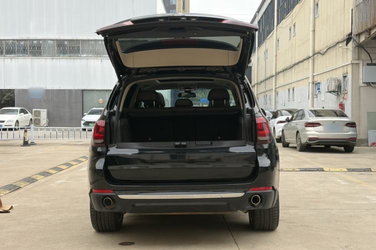 Used BMW X5 2017 xDrive28i
