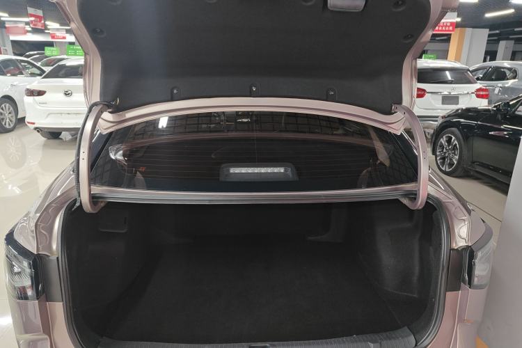 Used Toyota bZ3 2023 616 km Long-Range Premium
