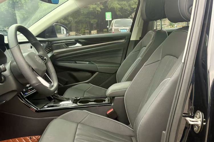 Used Volkswagen Passat 2024 380TSI Elite Edition
