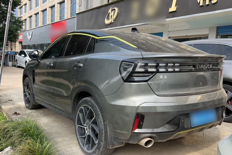 Used Lynk & Co 05 2020 2.0TD Two-Wheel Drive Shine Halo
