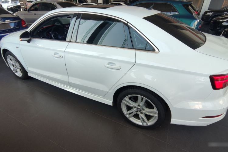 Used Audi A3 2020 Limousine 35 TFSI Fashion Edition China VI Emission Standard