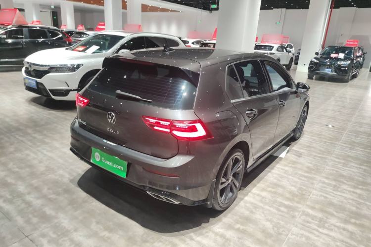 Used Volkswagen Golf 2023 Facelift 280TSI DSG R-Line Lite
