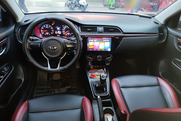 Used Kia KX Cross 2017 1.4L MT GLS
