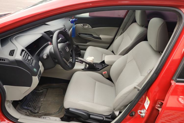 Used Honda Civic 2014 1.8L automatic comfort version

