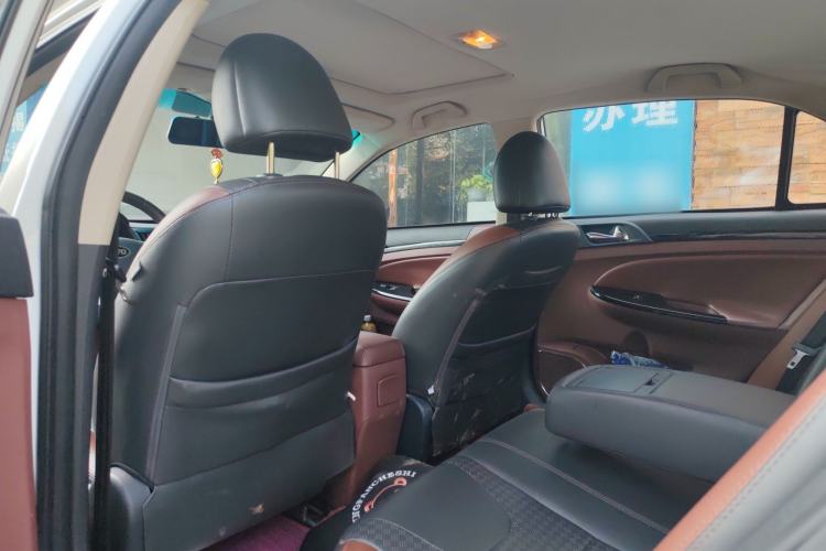 Used BYD Surui 2015 Revised Version 1.5L Manual Luxury Edition