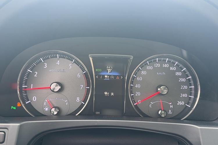 Used Toyota Crown 2015 2.0T Fashion Edition
