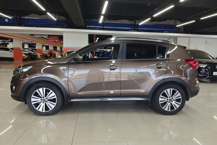 Used Kia Sportage R 2015 2.0L Automatic Two-Wheel Drive DLX Model
