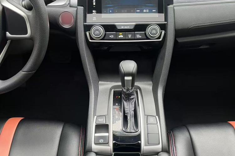 Used Honda Civic 2016 220TURBO CVT Luxury Edition
