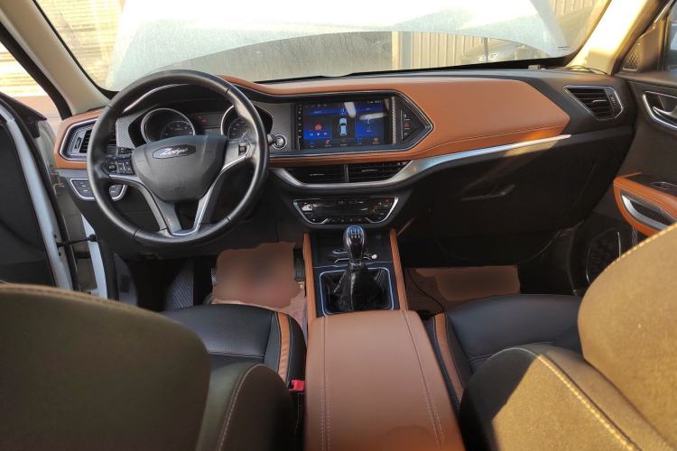 Used Zotye T300 2017 1.5L Manual Luxury Model
