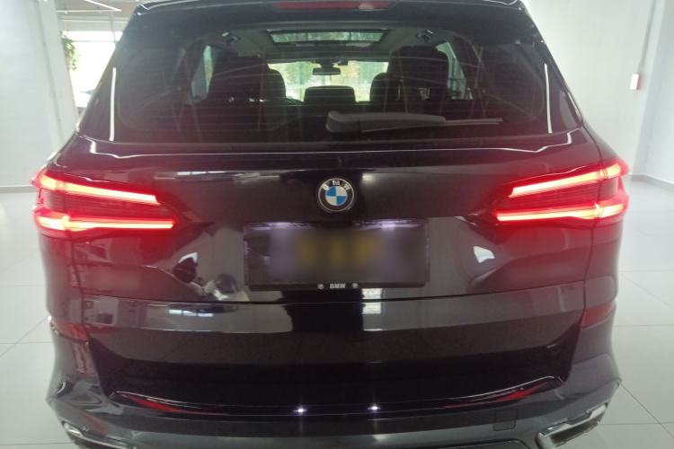 Used BMW X5 2022 Restyled xDrive 30Li Luxury Version M Sport Package