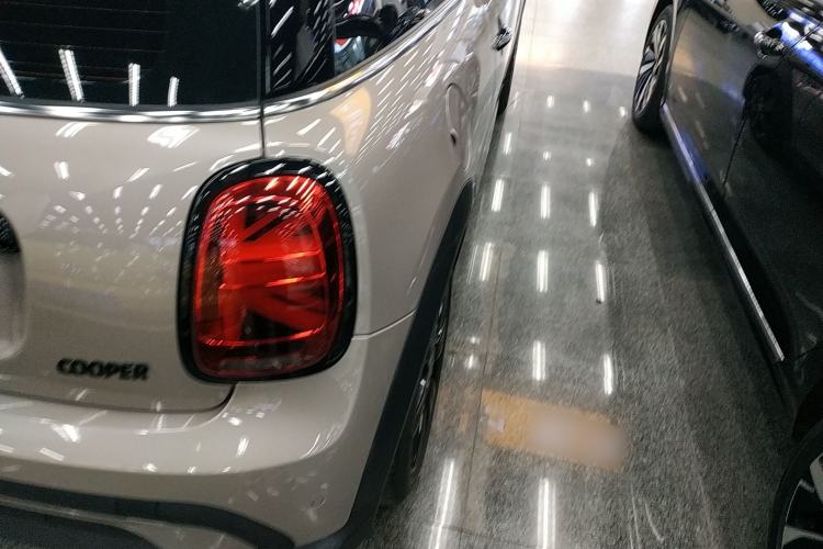 Used  MINI 2022 Updated 1.5T COOPER Artist
