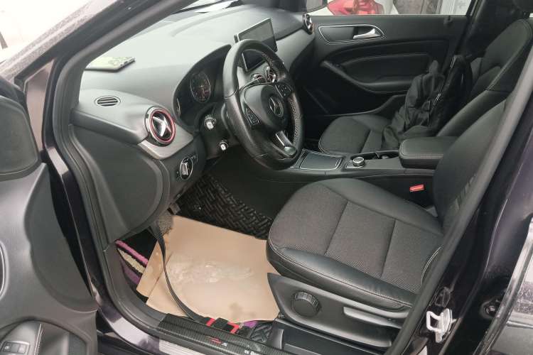 Used Mercedes-Benz B-Class 2015 B 200 Sport Edition
