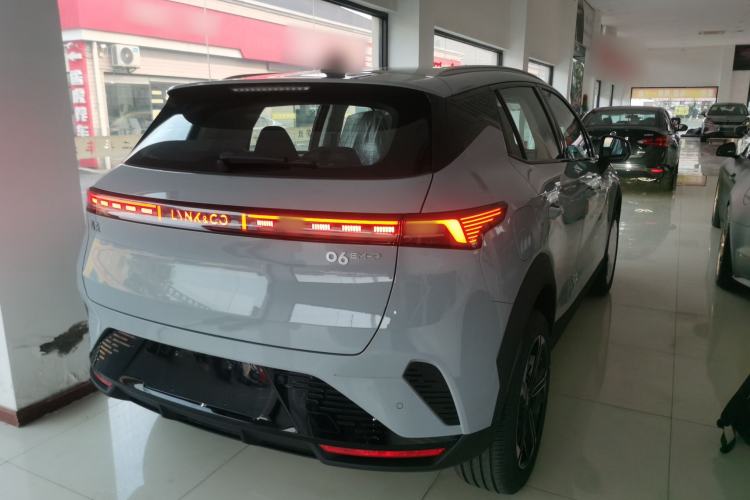 Used Lynk & Co 06 EM-P 2023 EM-P 56 Standard Range Pro