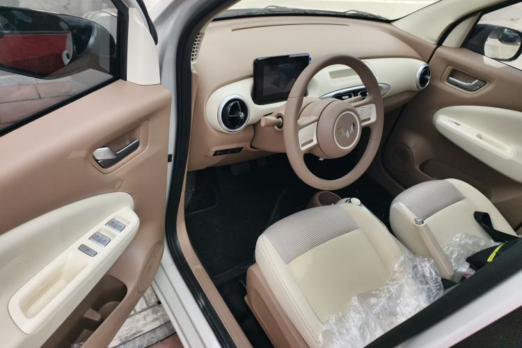 Used Wuling Hongguang MINIEV 2025 Four-Door Version Advanced Edition
