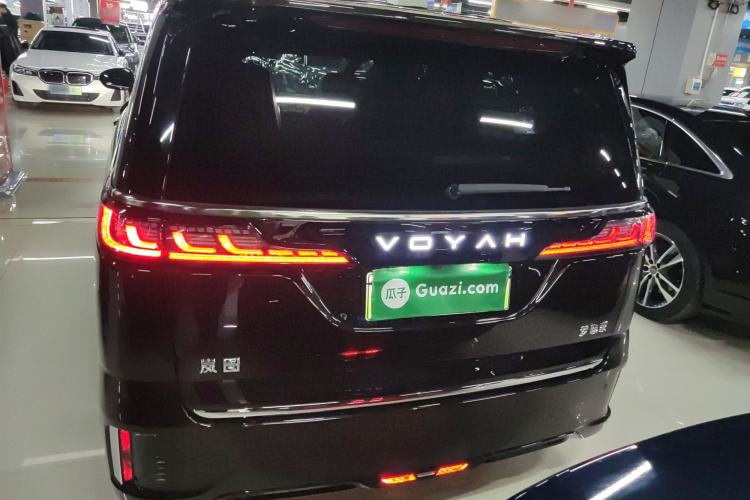 Used VOYAH Dream 2025 PHEV Four-Wheel-Drive Flagship Kunpeng Edition
